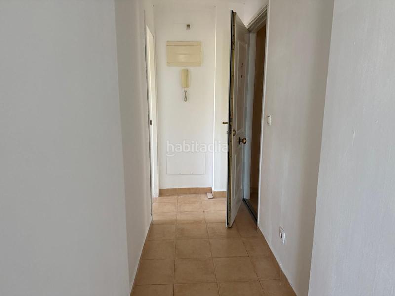 Foto 04d19a88-fd11-4bd6-9905-bdea5b25a977. Piccolo appartamento con riscaldamento piscina in Benidorm