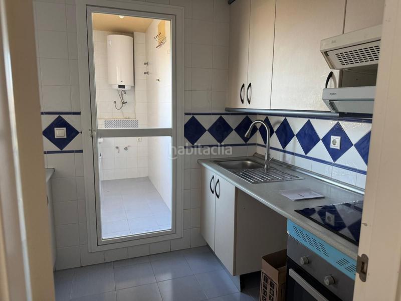 Foto ecf40522-8d1b-47ea-bb7c-be74ff954676. Piccolo appartamento con riscaldamento piscina in Benidorm
