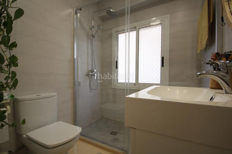Foto 6016ef01-67a0-4f9a-be66-811951e90d5c. Apartamento en Playa Poniente Benidorm