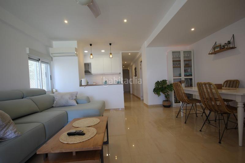 Foto dfbadd49-5559-455f-9ab9-f8ba38aefbb5. Piccolo appartamento con riscaldamento in Playa Poniente Benidorm