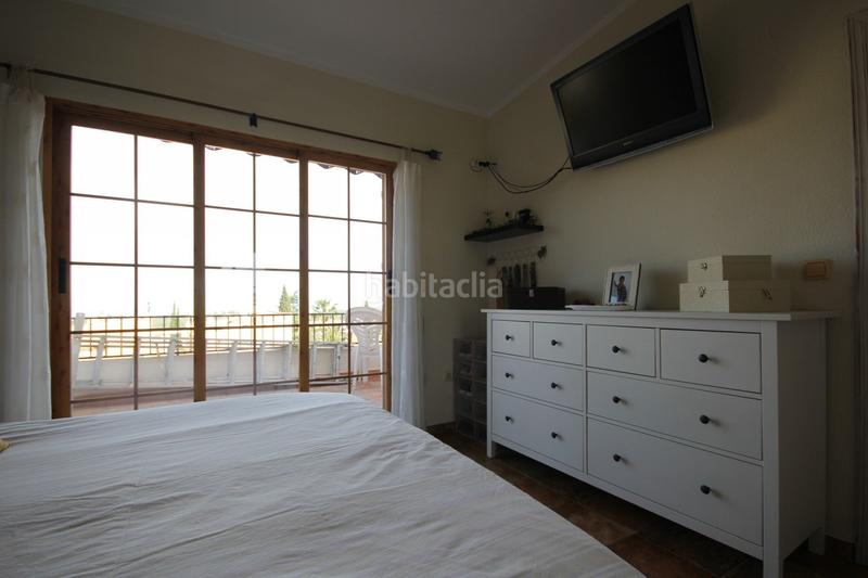 Foto 0e40fc46-1bd7-4538-b899-d9ba7128992c. Casa amb calefacció a La Nucia Pueblo Nucia (la)