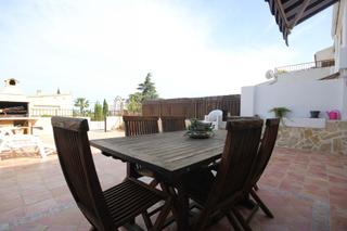 Casa en La Nucia Pueblo. Bungalow reformado en la nucía, la ciudad del deporte