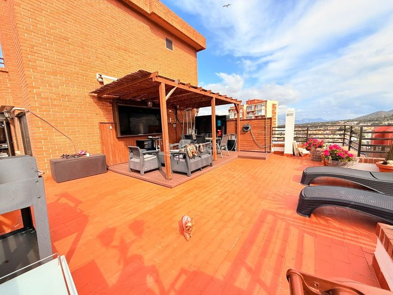 Foto 960bf8bf-60f9-423a-acb0-5ed5b9381efc. Apartament amb piscina a Rincón Alto Benidorm