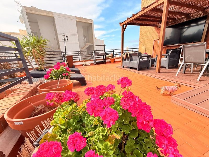 Foto d865090d-008b-4a5d-8a01-1559a5a6d804. Apartament amb piscina a Rincón Alto Benidorm