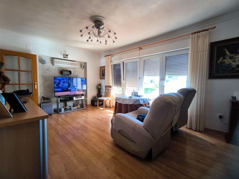 Foto 9b269154-dd15-4b61-91d5-525e87279a50. Casa en Coloma Nucia (la)