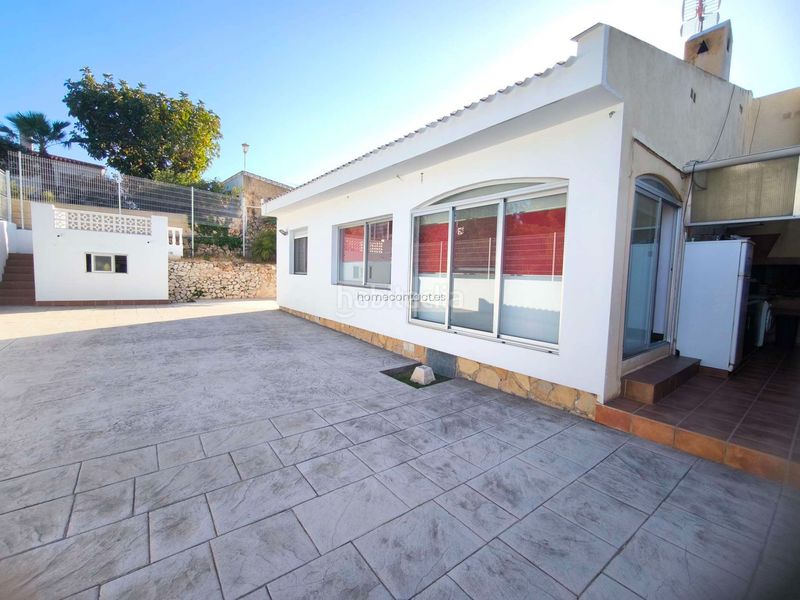 Foto 4e99f8b9-19b9-45ef-9a8d-659b5f106e03. Casa amb aparcament piscina a Barranco Hondo Nucia (la)
