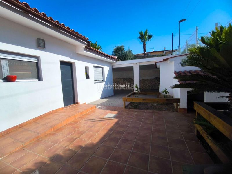 Foto c70c4ec6-df0b-4f63-82bc-41132c246737. Casa amb aparcament piscina a Barranco Hondo Nucia (la)