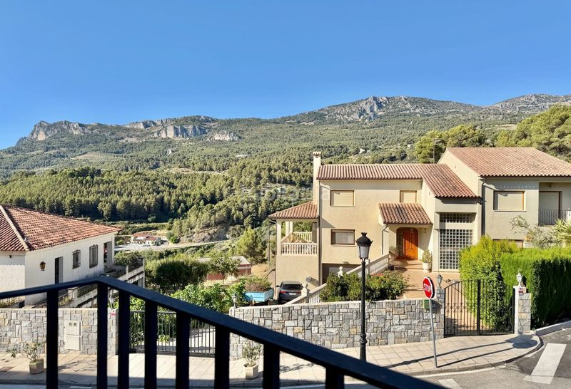 Foto d5104016-7baa-4d47-935d-4179db0cbeb9. Pis a Guadalest