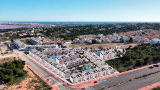 Appartement à Los Balcones-Los Altos. Nuevos apartamentos a la venta en la torrevieja al lado de la pl