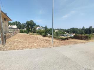 Terreny residencial  Carrer illes medes. Terreny a santa coloma residencial