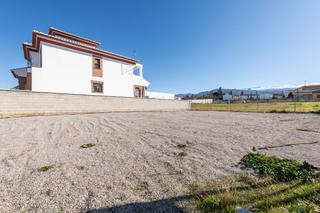 Terreny residencial  Calle saturno. Parcela en esquina en ogíjares