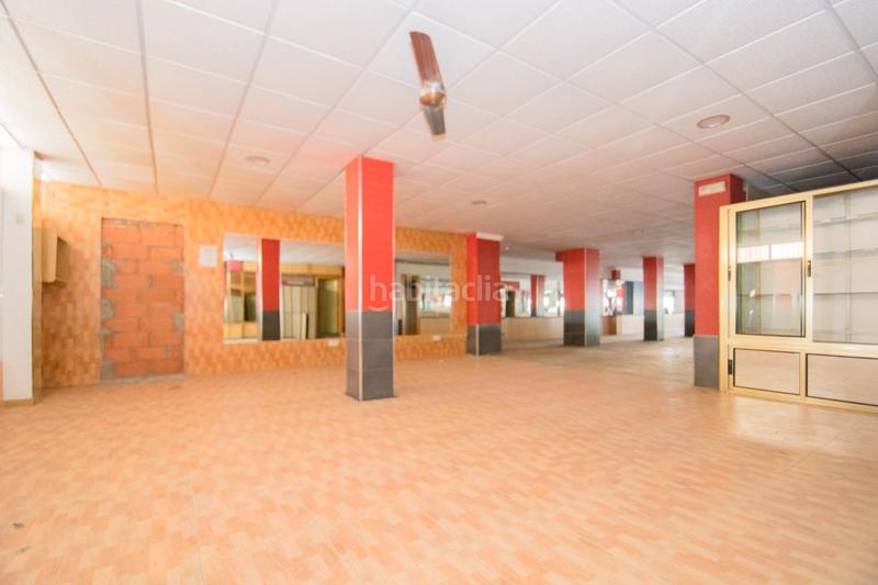 Foto ae7e79d5-869c-4e2b-9a18-54d06e50890e. Local comercial a Plaza de Toros Granada