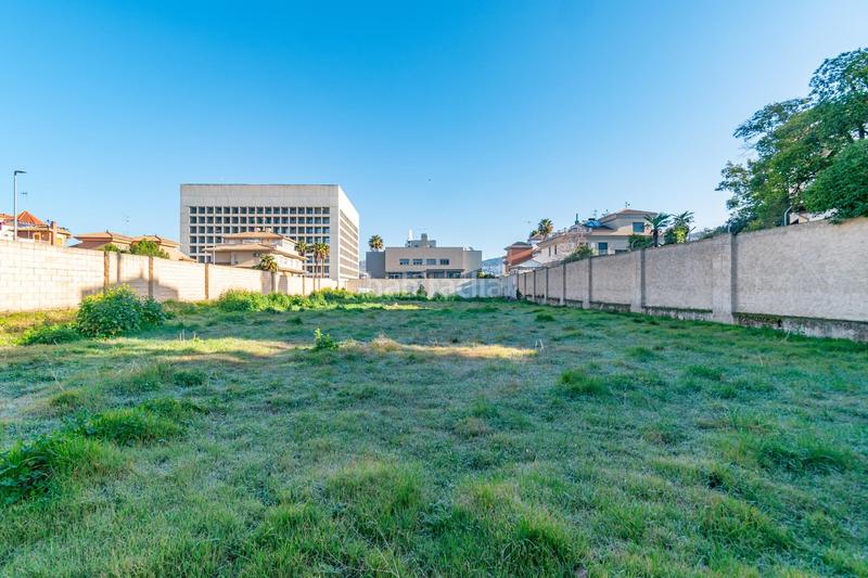Foto d609b9c2-299c-4528-991e-84b323dd6e33. Terreno residencial en calle baladies 11 en Parque Lagos Granada