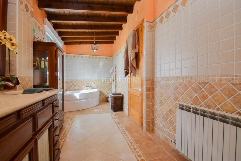 Foto 7b79daca-66e9-47a7-a2c9-25eb54bf1633. Chalet  en venta en hijar en Híjar Gabias (Las)