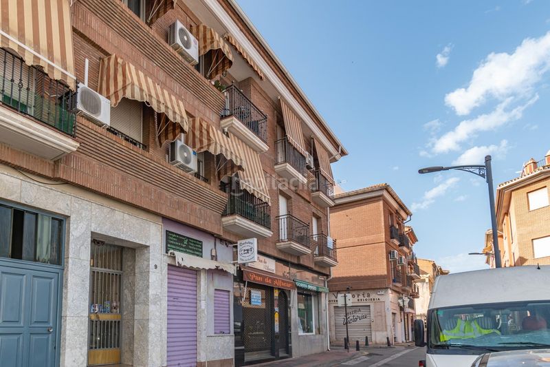 Foto 8859a18d-db5c-432e-bebd-b88e98e48e7a. Pis amb aparcament a Las Tres Cruces Armilla