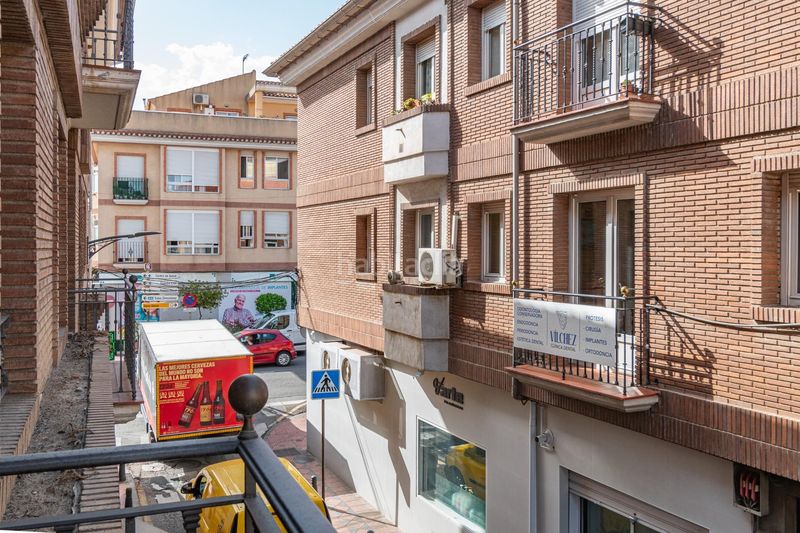 Foto dc04fb01-b4f6-4a3f-a411-485e5cdc488d. Pis amb calefacció aparcament a Las Tres Cruces Armilla