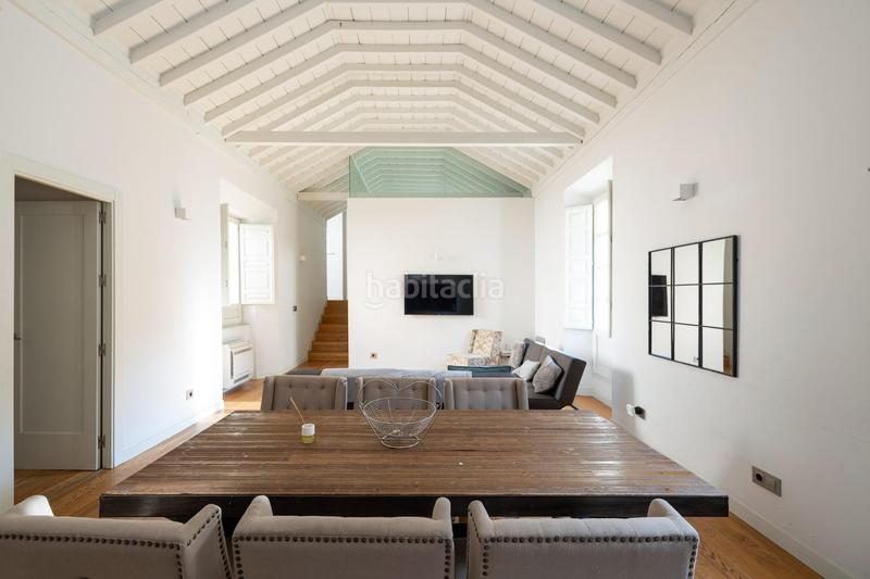 Foto a4e702f8-0cb8-4d90-9e01-fb76d29c9b44. Dúplex amb calefacció a San Matías - Realejo Granada