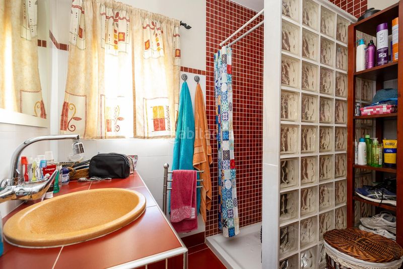 Foto 2f30ebb8-f178-41ef-a823-bbb5fdffcf14. Xalet amb calefacció aparcament a Darro