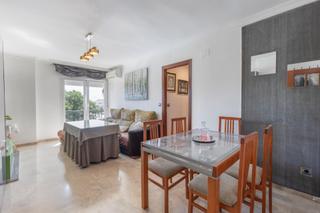 Pis  Calle calle de alborán. !! oportunidad única de 3 habitaciones, 2 baños y garaje en el c