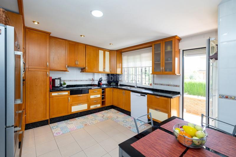 Foto 1dc661ab-393e-4b6d-9e94-845a04048ad3. Chalet en calle residencial el carmelo 54 magnifico chalet en el carmelo en Ogíjares