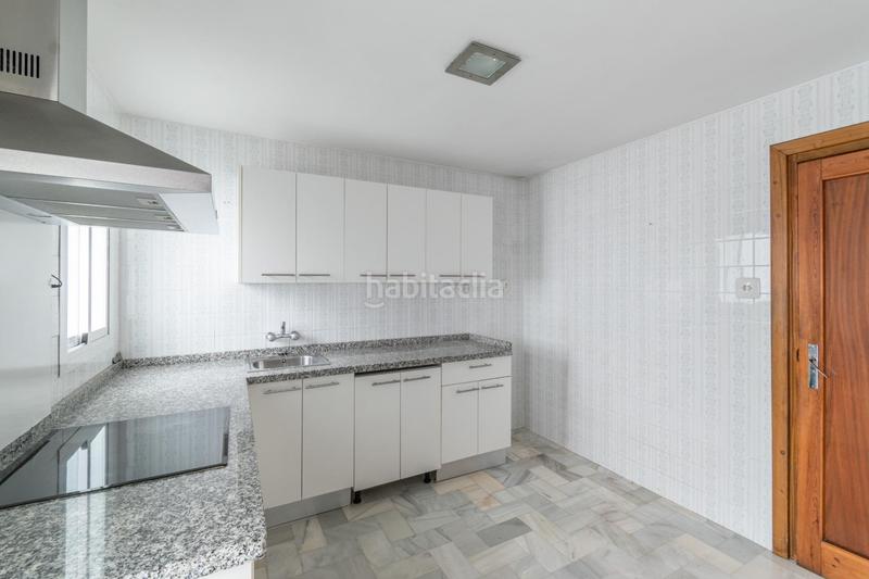 Foto de8df198-9b3b-43e8-bb58-819794a71425. Piso en plaza plaza del campillo 5 espectacular piso centro. en Granada