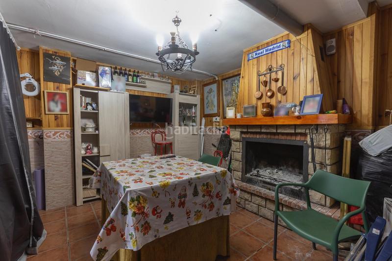 Foto f10626e3-50b8-4ef2-aba7-b32e23c550b4. Casa adossada amb aparcament a Maracena