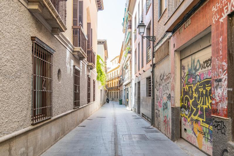 Foto af968e2a-ea9e-4125-9627-58c321d2c55e. Posto auto in Centro - Sagrario Granada