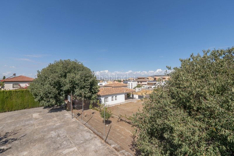 Foto a41f8afb-74da-4057-85c2-3b58142a5e62. Casa aparellada amb aparcament a Cájar
