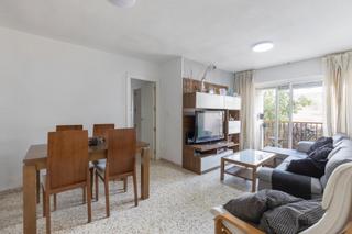 Appartement  Calle calle de matilde de torre, 40. Piso sin ascensor en parque nueva granada