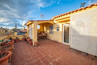 Doppelhaus  Calle paris. Magnífica pareada en esquina