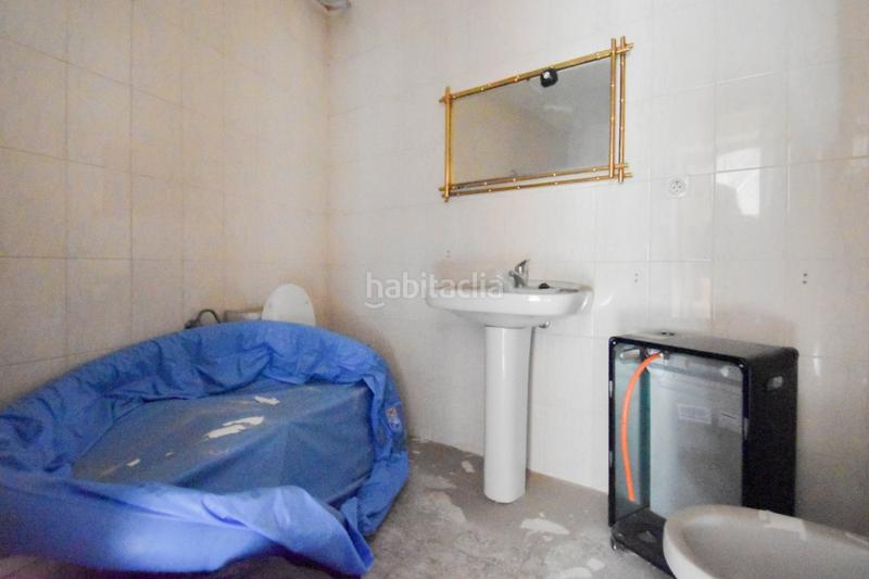 Foto 6a1c740f-03d0-490b-8af8-7a9ba2dccb2e. Fabrikhalle in Rosaleda - Juventud Granada