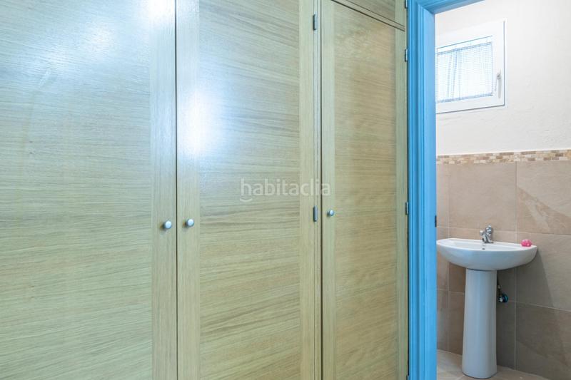 Foto 89b8d2f0-5ed0-4305-9755-e150f0697052. Chalet casa unifamiliar haciendo esquina en La Zubia Ciudad Zubia (La)