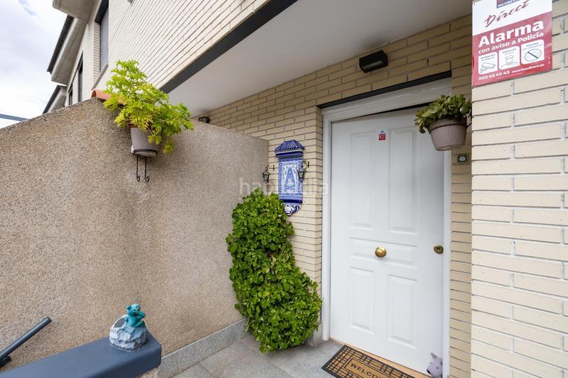 Foto 0490c351-3e96-43c1-b4f6-2e2a5316c494. Casa adossada amb calefacció aparcament a Crta. De la Sierra Granada