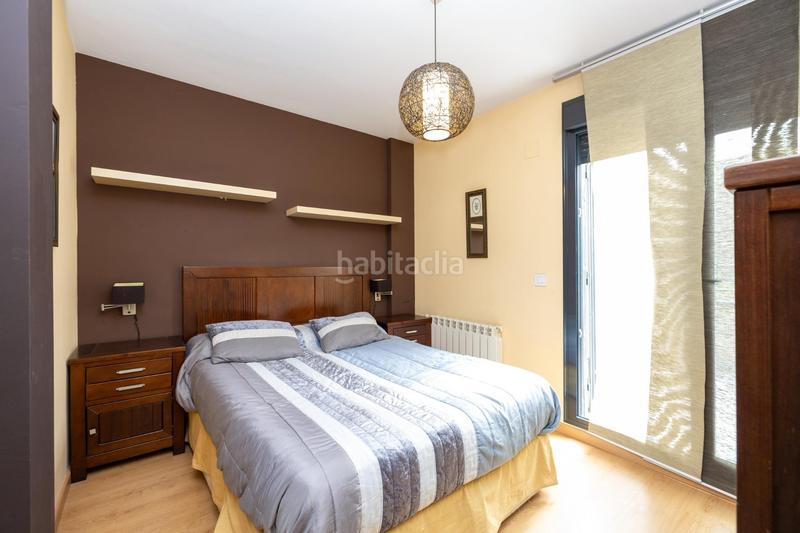 Foto 0a933f5c-b229-4c13-84f3-cacebdae72dc. Casa adossada amb calefacció aparcament a Crta. De la Sierra Granada