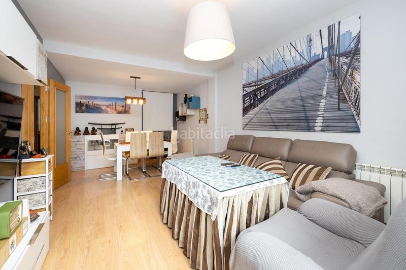 Foto 0ab1a76c-a85c-4ecc-b3c7-dbc78425f551. Casa adossada amb calefacció aparcament a Crta. De la Sierra Granada