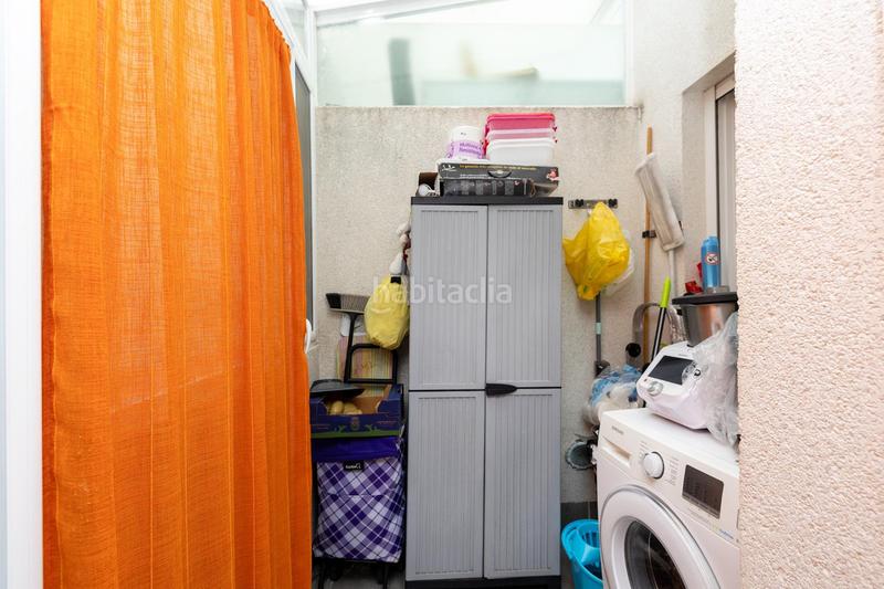 Foto a9da97d7-ad47-4958-9517-f31bdb0c26e3. Casa adossada amb calefacció aparcament a Crta. De la Sierra Granada