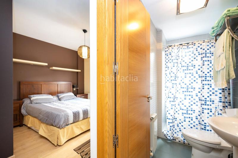 Foto ee16a7ad-c8f8-44b6-bc2f-6a84d26de8ae. Casa adossada amb calefacció aparcament a Crta. De la Sierra Granada