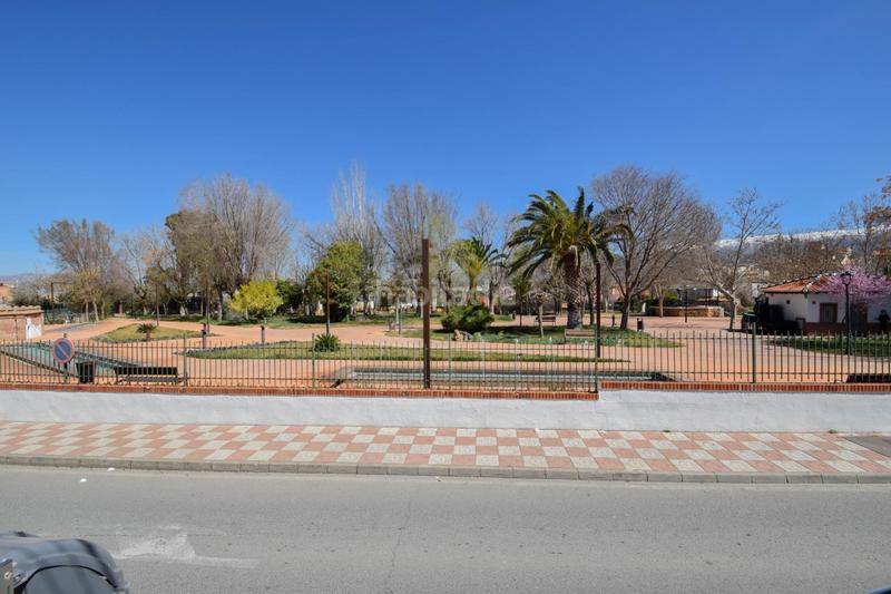 Foto b98255a4-8ae9-467a-af55-4c11ec28cd28. Wohngrundstück in Villa de Otura