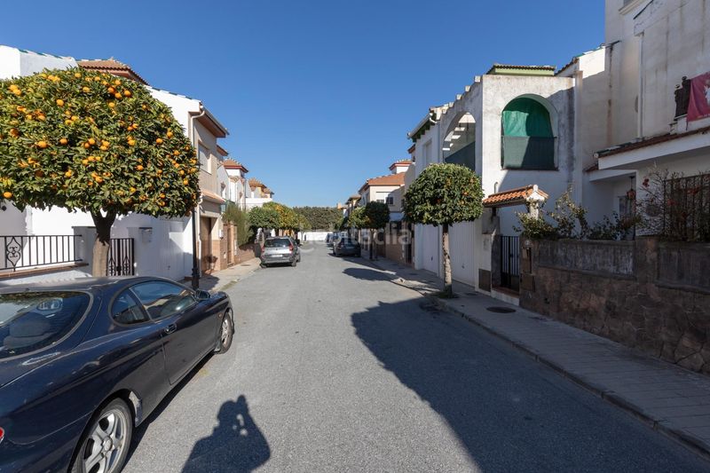 Foto a86b61c1-b2ba-410b-9587-05fe29b97946. Casa adossada amb calefacció aparcament a Santa Fe