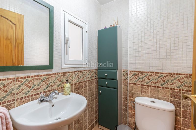 Foto ab8922e3-50fa-4713-9afb-c2d5e2e68e51. Casa adossada amb calefacció aparcament a Santa Fe