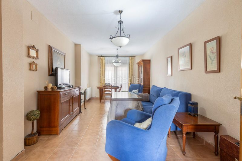 Foto ed7742b9-8f09-4495-85b1-07896591beb1. Casa adossada amb calefacció aparcament a Santa Fe