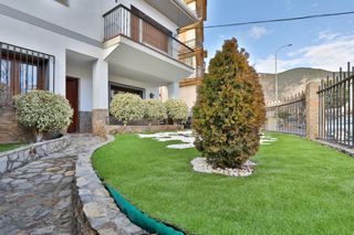 Semi detached house in Andalucia. Gran casa en padul