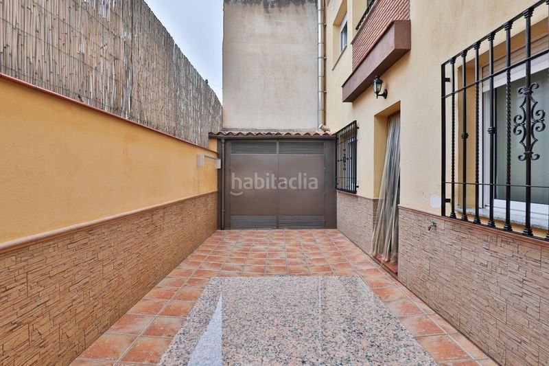 Foto 6c9a5dcd-f72d-4c72-8d53-af7104e73bec. Casa aparellada amb aparcament a Padul