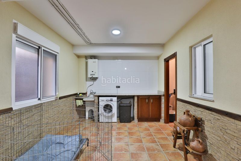 Foto 9acf33e1-beec-4bd6-b029-ec38c91a6d39. Casa aparellada amb aparcament a Padul