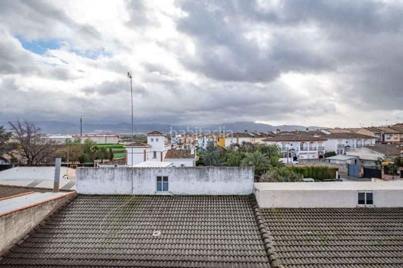 Foto e3848962-1a6d-4797-9310-eb4d82019619. Pis a calle calle violeta a Las Flores - Huerta Gabias (Las)