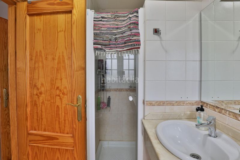 Foto 080cc6e3-aa0d-4d37-b55c-afdfcf9361ae. Casa amb aparcament a Padul
