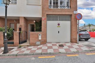 Casa  El torcal. Tu nueva casa en padul