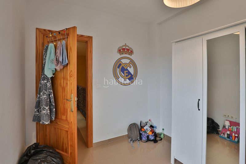 Foto 95ade17f-3a83-442c-a3a0-9a5e88f352f1. Casa amb aparcament a Padul