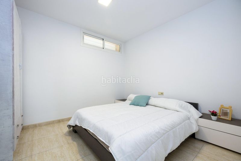 Foto 0bd886b3-84ee-4d08-b055-2e79216eacb8. Piso !! impresionante piso con garaje en primera linea de playa en playa cambriles !! en Lújar