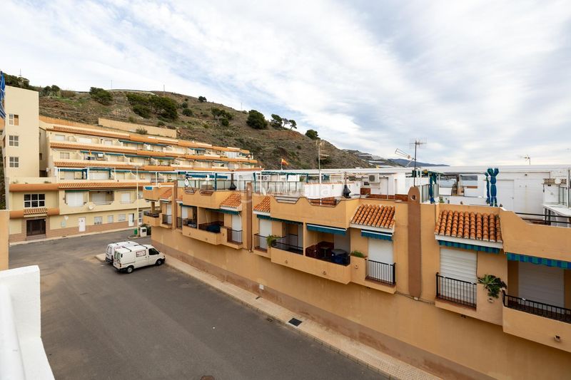 Foto 1bfd44df-b31c-4f3b-9d48-2304a614209e. Piso !! impresionante piso con garaje en primera linea de playa en playa cambriles !! en Lújar